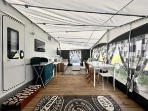 Kemping Molo Surf by Q4Camp