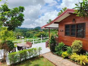 บ้านสุขอรุณ เขาค้อ Baan Sook A Roon KhaoKho - 2hvězdičkové hotely ve městě Khao Kho