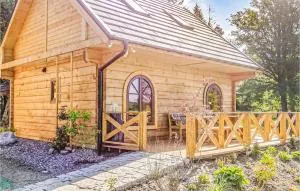 Amazing Home In Ustka With Kitchen - Strzelinko