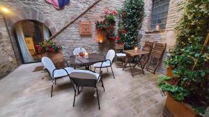 Saint Francis Apartment