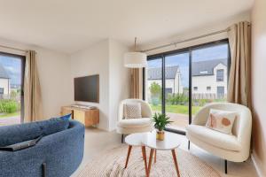 Maisons de vacances 450m de la plage, grande maison pour 10 : photos des chambres