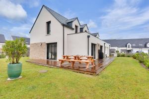 Maisons de vacances 450m de la plage, grande maison pour 10 : photos des chambres