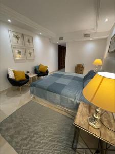 HAPPY Luxury Apartment - Beachside in Mar Azul, Estepona