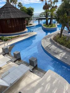 HAPPY Luxury Apartment - Beachside in Mar Azul, Estepona