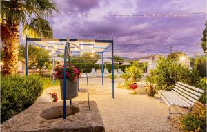 Beautiful Home In Chiaramonte Gulfi