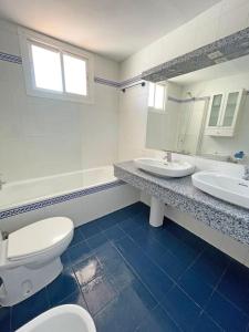 Sea views penthouse in placid natural setting