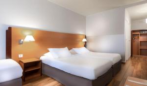 Hotels Hotel Du Lion : photos des chambres