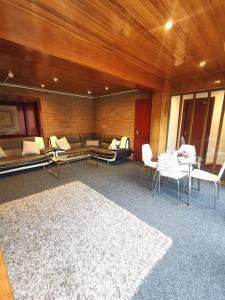 The Elmsleigh Suite at Claremont Hotel