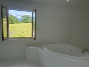 Villas Peaceful Retreat Between Lake and Mountain Charming House Near Annecy and Aix-les-Bains : photos des chambres