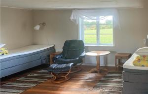 2 Bedroom Beautiful Home In Braås