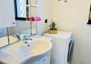 Bright apartment 300 mt from the beach - Beahost