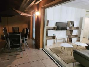 Magnifique appartement en centre-ville av parking