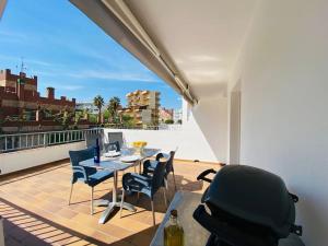 APARTAMENTOS AQUARIUM 1B TERRAZA 25 m2 - 3hvězdičkové hotely ve městě Roses