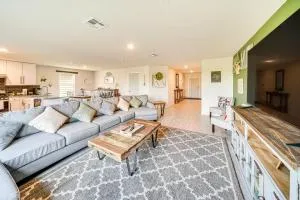 Spacious San Antonio Home about 10 Mi to Downtown! - Martindale Army Air Field