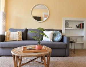 #StayinMyDistrict Heritage House Apt - 3hvězdičkové hotely ve městě Coos Bay