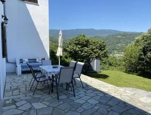 Camellia Guesthouse - 基索斯