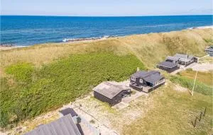 Beautiful Home In Ulfborg With Kitchen - Ulfborg