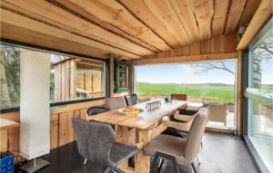 Awesome Apartment In Balle With Wifi