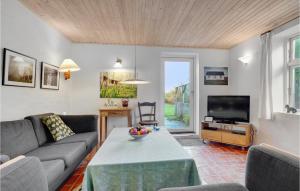 Two-Bedroom Holiday Home Thyholm With Sea View 04