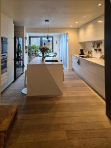 Appartement met groot terras