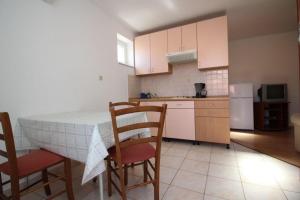 Appartement in Baška mit Eigenem Balkon - b59549