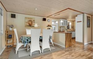 Lovely Home In Ebeltoft With Sauna
