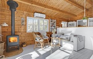 Nice Home In Ebeltoft With Kitchen