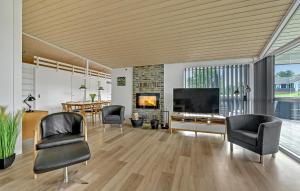 Four-Bedroom Holiday Home In Rudkobing
