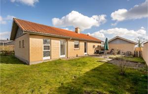 Awesome Home In Egå With Kitchen
