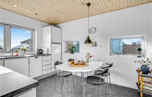 Awesome Home In Egå With Kitchen