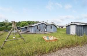 Holiday Home Pøt Strandby Ii Juelsminde I