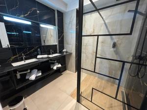 Hotels Brit Hotel Privilege Le Royal - Centre Gare : photos des chambres