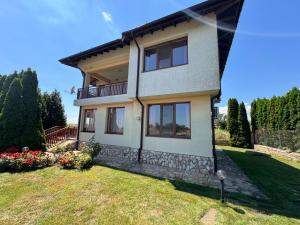 Villa Sunrise with a sea view in a quiet and peaceful place