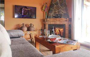 Pet Friendly Home In Algatocin