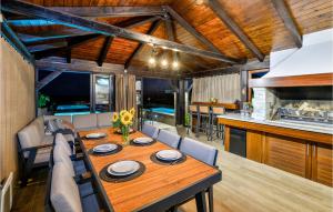 Cozy Home In Kalnik With Sauna