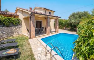 2 Bedroom Stunning Home In Liznjan