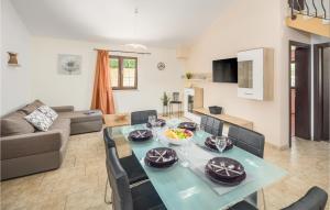 2 Bedroom Stunning Home In Liznjan 