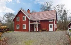 Beautiful Home In Rydaholm With Kitchen - Rydaholm
