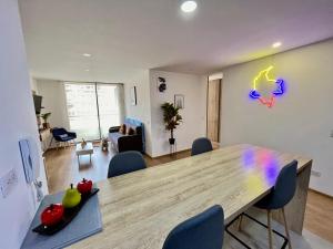 202 Arte & Comodidad, apartamento familiar en Usaquen