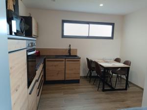 Dume et Coco F2 55 M2 Vue mer