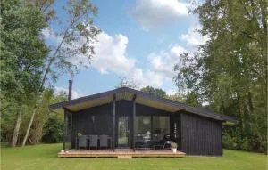 Four-Bedroom Holiday Home In Hornbak - Tikøb