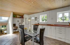 Amazing Home In Børkop With Wifi