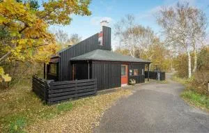 2 Bedroom Awesome Home In Grenaa - Fuglsang