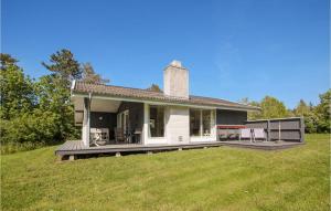 Nice Home In Samsø With Kitchen
