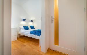 Gorgeous Home In Rewal With Wifi