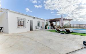 2 Bedroom Amazing Home In Rute