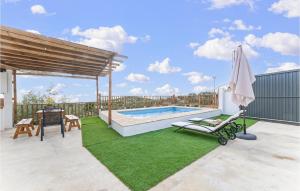 2 Bedroom Amazing Home In Rute