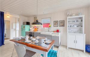 Cozy Home In Zerpenschleuse With Wifi