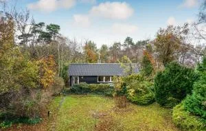 1 Bedroom Lovely Home In Melby - Melby