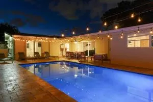 3BR HEATED POOL CLOSE TO BEACH - بوينتون بيتش